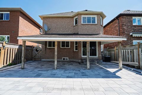 Photo 15 at 80 Venice Crescent W, Beverley Glen, Vaughan