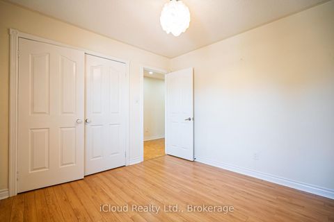 Photo 24 at 80 Venice Crescent W, Beverley Glen, Vaughan