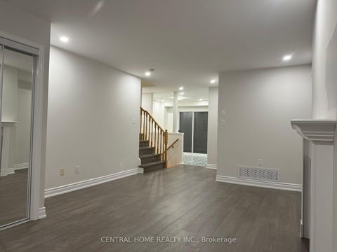 Photo 2 at 81 Bassett Avenue, Langstaff, Richmond Hill