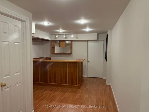 Photo 26 at 81 Bassett Avenue, Langstaff, Richmond Hill