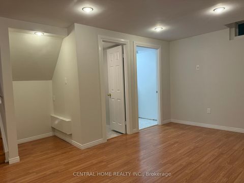 Photo 27 at 81 Bassett Avenue, Langstaff, Richmond Hill