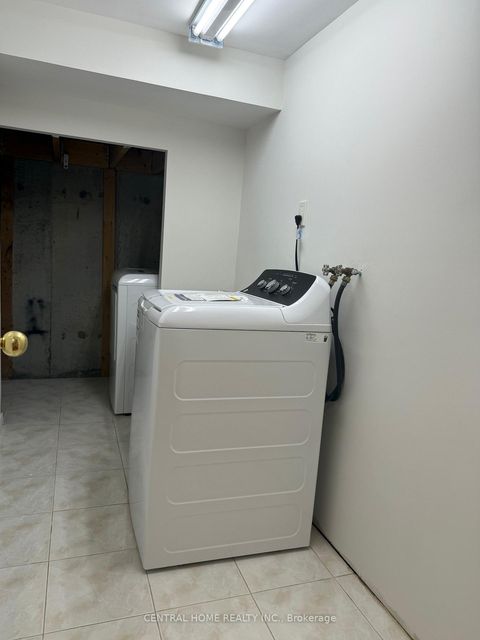 Photo 32 at 81 Bassett Avenue, Langstaff, Richmond Hill