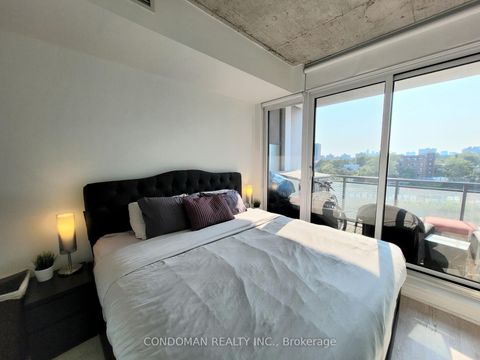 Photo 8 at 618 - 20 Minowan Miikan Lane, Little Portugal, Toronto