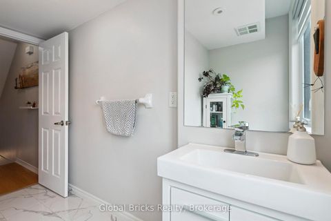 Photo 11 at 203 - 3400 Lake Shore Boulevard W, Long Branch, Toronto