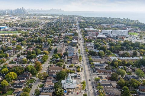 Photo 28 at 203 - 3400 Lake Shore Boulevard W, Long Branch, Toronto