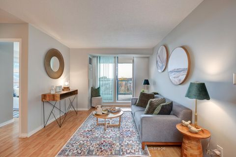 Photo 6 at 402 - 1863 Queen Street E, The Beaches, Toronto