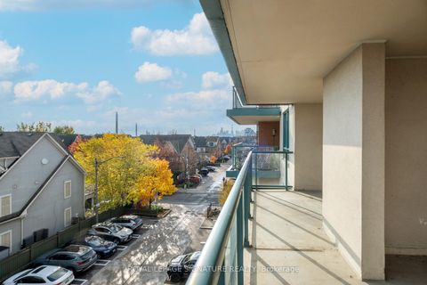 Photo 23 at 402 - 1863 Queen Street E, The Beaches, Toronto