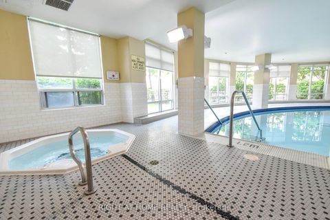 Photo 18 at 702 - 205 The Donway W, Don Mills, Toronto