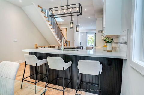 Photo 15 at 3D Linton Avenue, Cliffside, Toronto