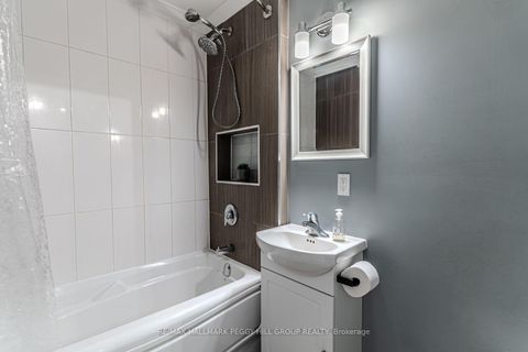 Photo 7 at 5 Newton Street, Wellington, Barrie