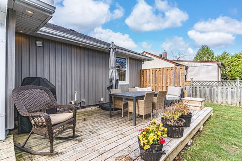 Photo 11 at 5 Newton Street, Wellington, Barrie