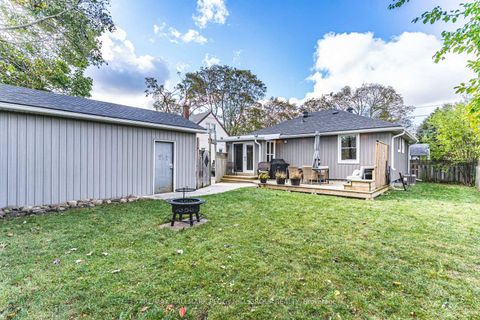 Photo 12 at 5 Newton Street, Wellington, Barrie