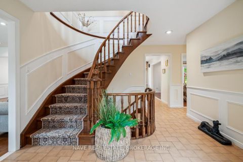 Photo 4 at 59 Sanderson Crescent, North Richvale, Richmond Hill