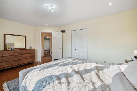 Photo 27 at 59 Sanderson Crescent, North Richvale, Richmond Hill