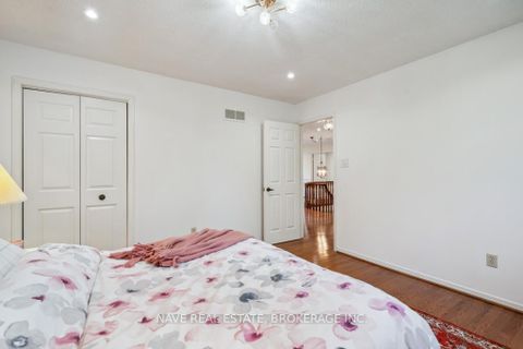 Photo 29 at 59 Sanderson Crescent, North Richvale, Richmond Hill