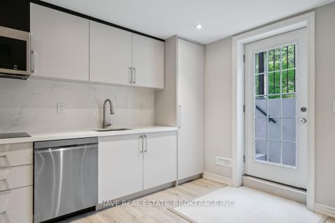 Photo 35 at 59 Sanderson Crescent, North Richvale, Richmond Hill