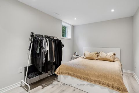 Photo 36 at 59 Sanderson Crescent, North Richvale, Richmond Hill