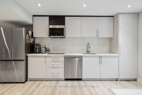 Photo 40 at 59 Sanderson Crescent, North Richvale, Richmond Hill