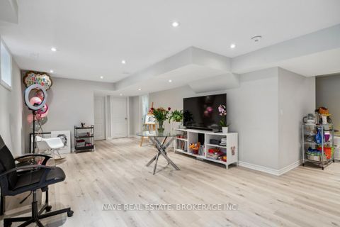 Photo 41 at 59 Sanderson Crescent, North Richvale, Richmond Hill