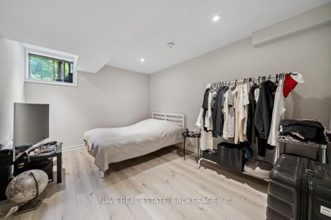 Photo 45 at 59 Sanderson Crescent, North Richvale, Richmond Hill