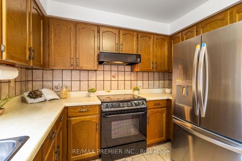 Photo 11 at 180 Benjamin Boake Trail, York University Heights, Toronto