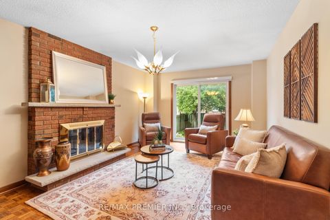 Photo 13 at 180 Benjamin Boake Trail, York University Heights, Toronto