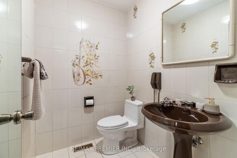 Photo 15 at 180 Benjamin Boake Trail, York University Heights, Toronto