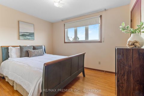 Photo 18 at 180 Benjamin Boake Trail, York University Heights, Toronto