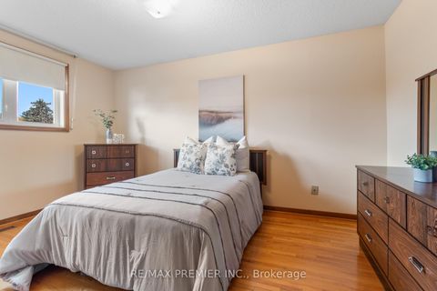 Photo 19 at 180 Benjamin Boake Trail, York University Heights, Toronto