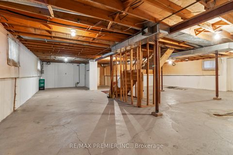 Photo 30 at 180 Benjamin Boake Trail, York University Heights, Toronto