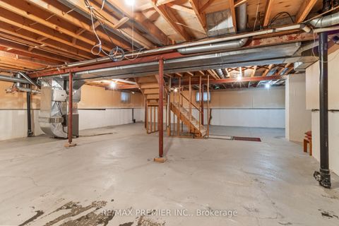 Photo 31 at 180 Benjamin Boake Trail, York University Heights, Toronto