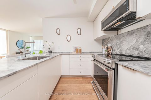 Photo 9 at 1107 - 10 Queens Quay W, Waterfront Communities C1, Toronto