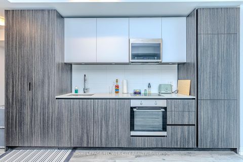 Photo 8 at 2115 - 8 Widmer Street, Waterfront Communities C1, Toronto