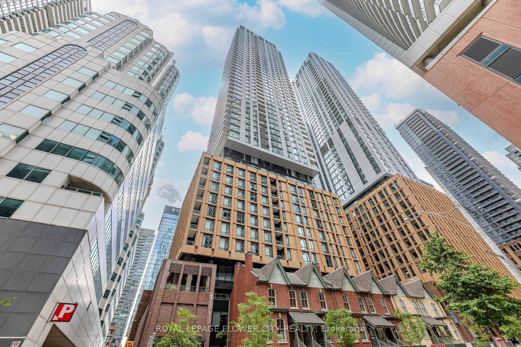 2115 - 8 Widmer Street, Waterfront Communities C1, Toronto 