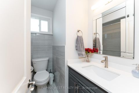 Photo 14 at 70 Wheatsheaf Crescent, Black Creek, Toronto