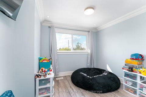 Photo 16 at 70 Wheatsheaf Crescent, Black Creek, Toronto