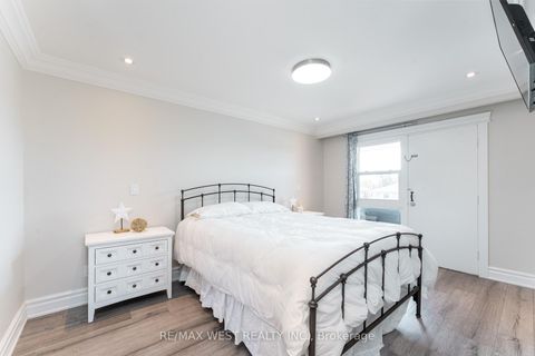 Photo 17 at 70 Wheatsheaf Crescent, Black Creek, Toronto