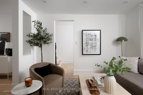 Photo 6 at 21 Stephenson Avenue, Danforth, Toronto