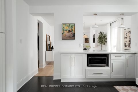 Photo 13 at 21 Stephenson Avenue, Danforth, Toronto