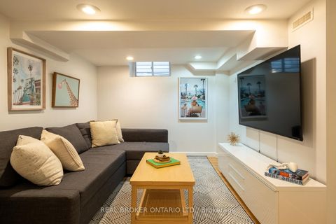 Photo 32 at 21 Stephenson Avenue, Danforth, Toronto