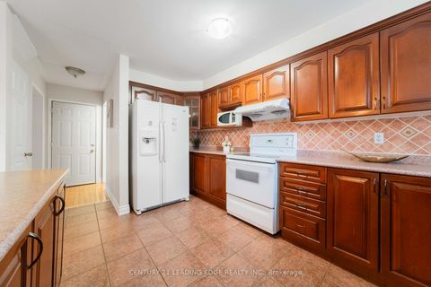 Photo 6 at 4 Glacier Crescent, Rouge E11, Toronto