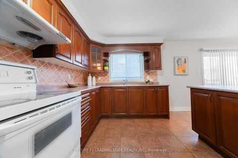 Photo 8 at 4 Glacier Crescent, Rouge E11, Toronto