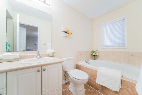 Photo 21 at 4 Glacier Crescent, Rouge E11, Toronto