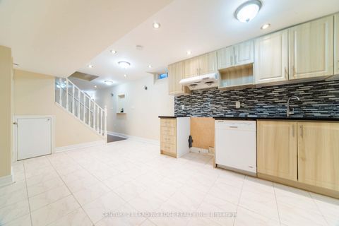 Photo 31 at 4 Glacier Crescent, Rouge E11, Toronto