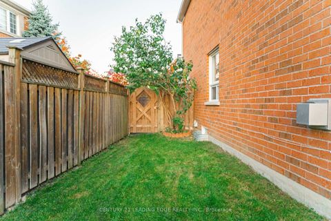 Photo 37 at 4 Glacier Crescent, Rouge E11, Toronto