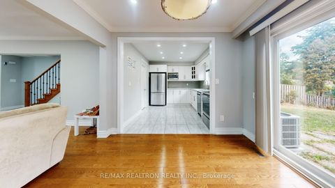 Photo 6 at 154 Merkley Square, Morningside, Toronto