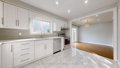 Photo 9 at 154 Merkley Square, Morningside, Toronto