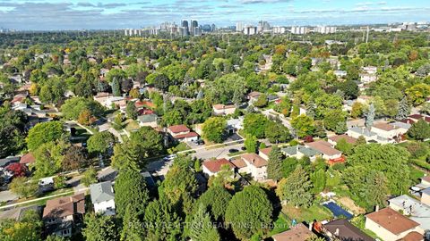 Photo 27 at 154 Merkley Square, Morningside, Toronto