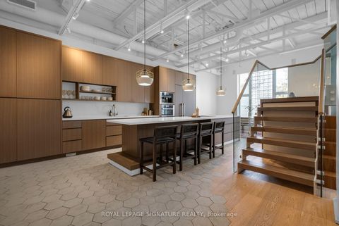 Photo 5 at 209 - 676 Richmond Street W, Waterfront Communities C1, Toronto