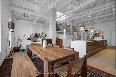 Photo 13 at 209 - 676 Richmond Street W, Waterfront Communities C1, Toronto